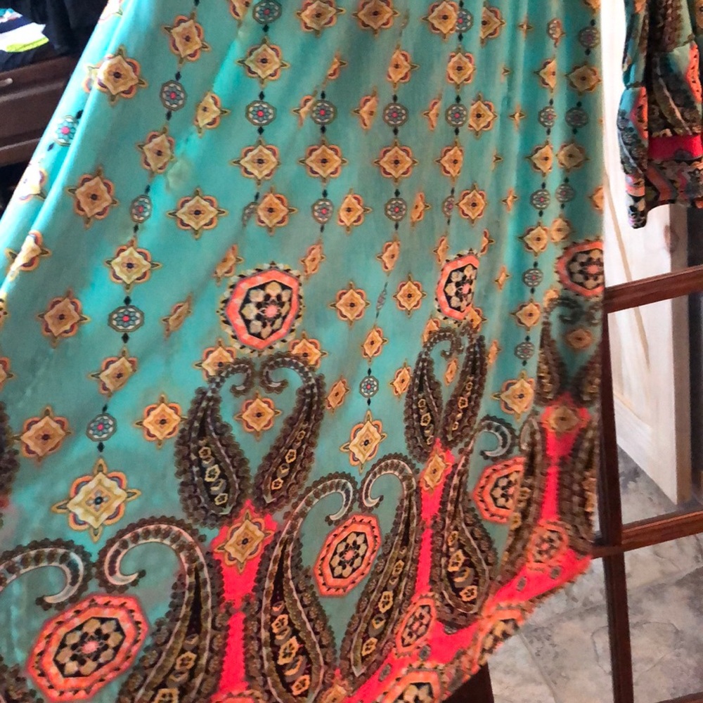 Dress - Picture 3 of 3